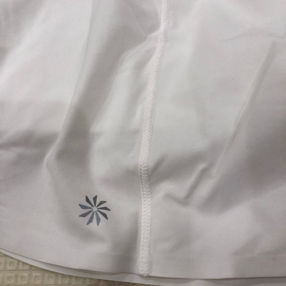 NWOT Athleta Run With It Skort 14 inches Color White women’s XL - Picture 12 of 14